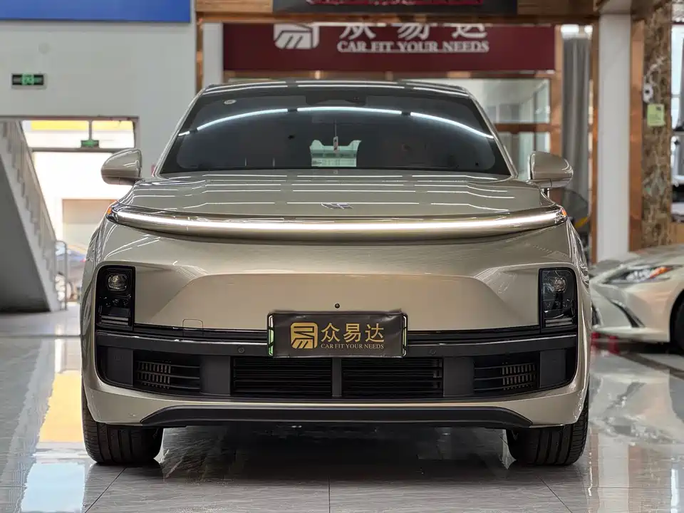 Li Auto Ideal L8