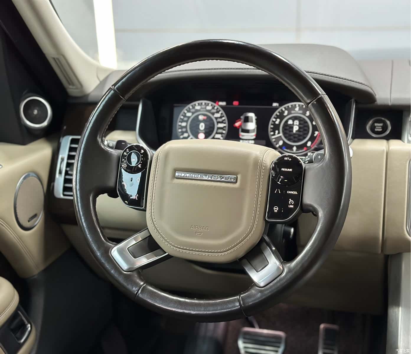 Land Rover Range Rover, 2022 11