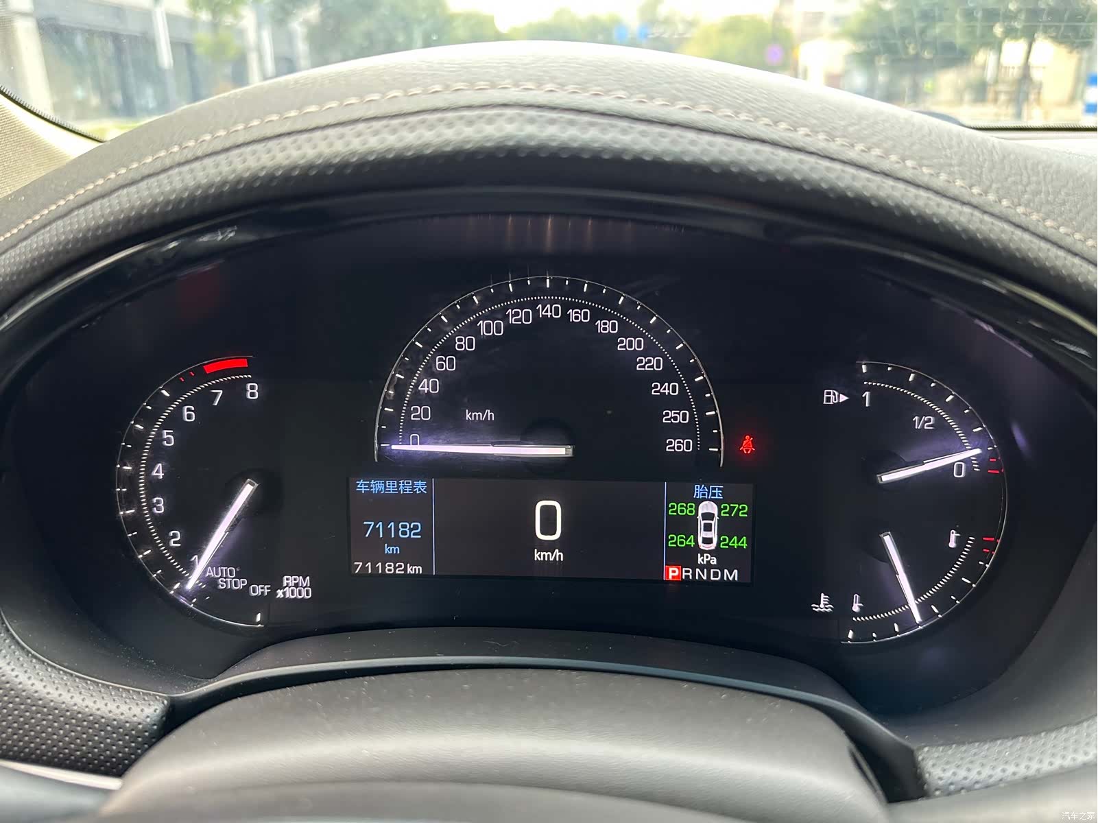 Cadillac XTS, 2019 14