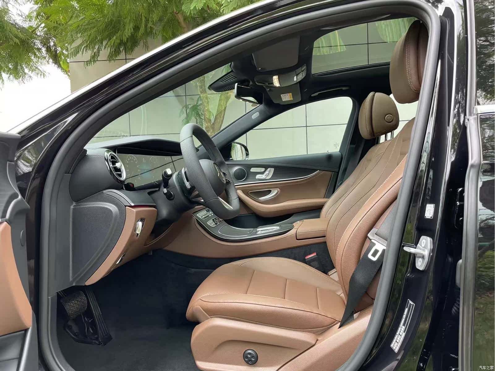 Mercedes-Benz E-Class, 2022 12