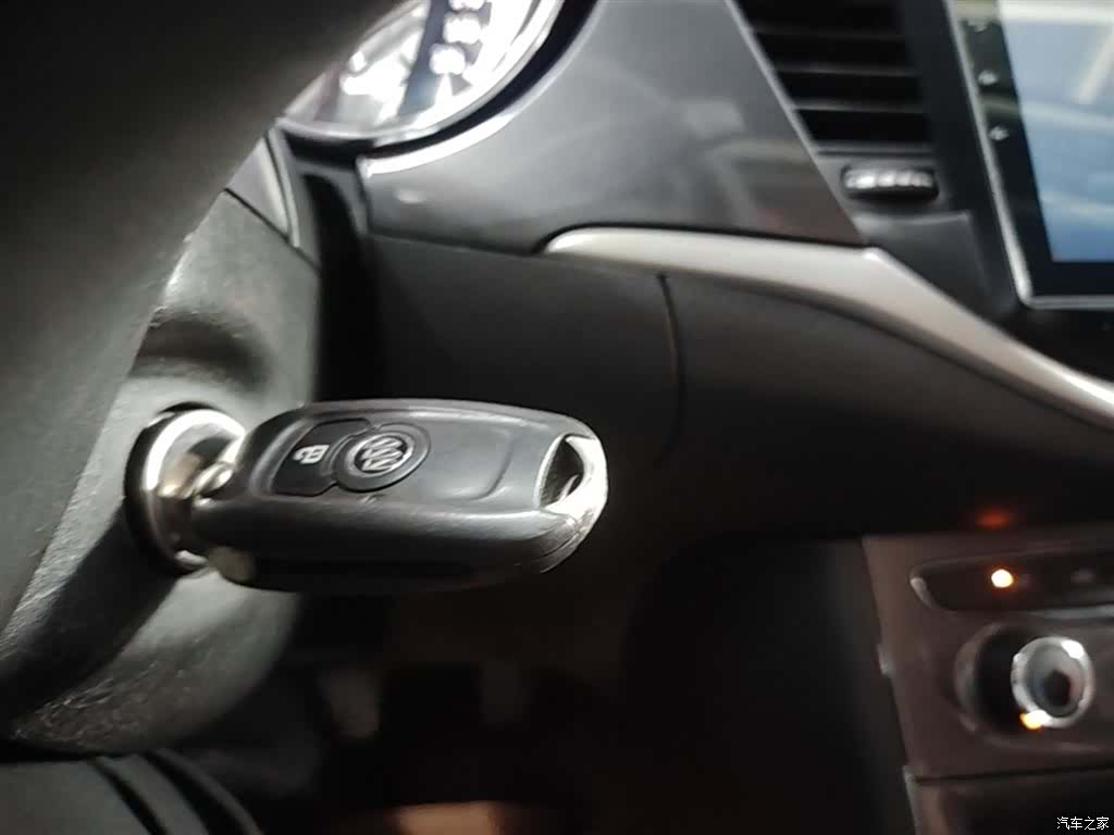 Buick Verano, 2017 9