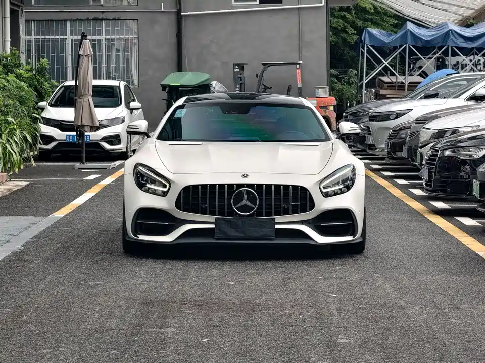 Mercedes-Benz AMG GT Mercedes-Benz AMG GT