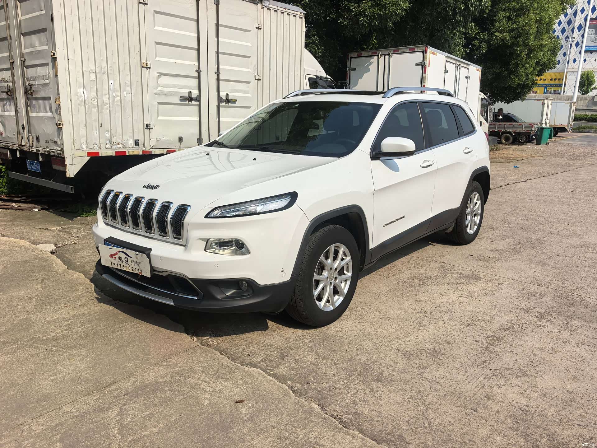 Jeep Cherokee, 2016 1