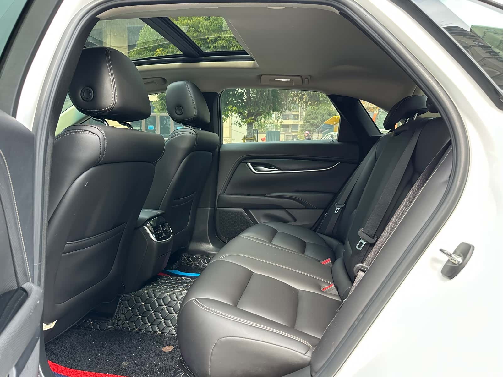 Cadillac XTS, 2019 9