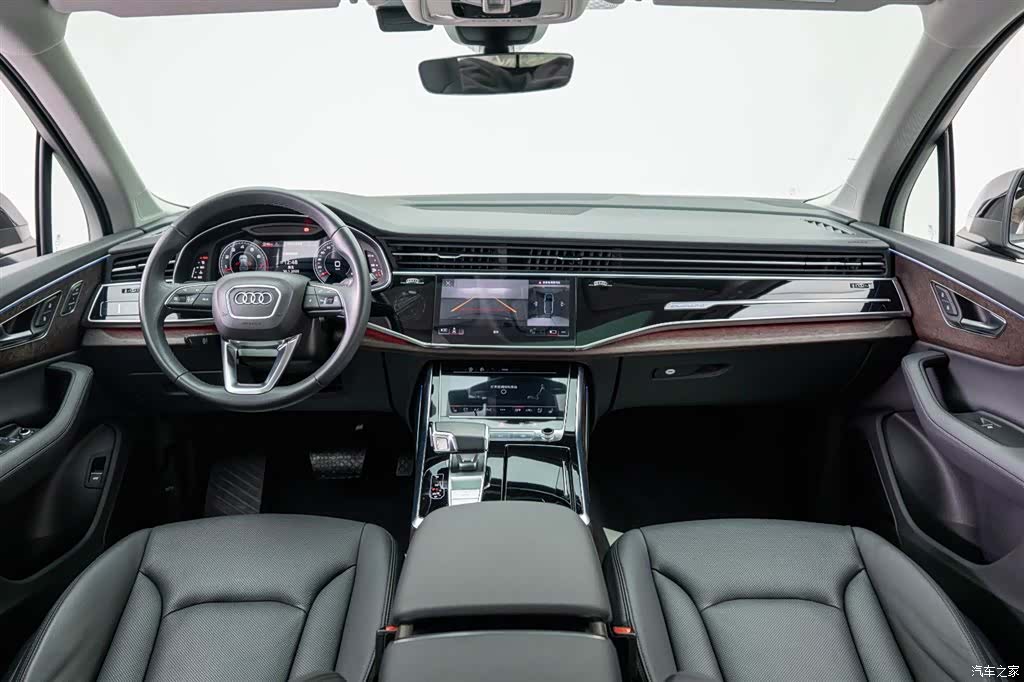 Audi Q7, 2023 6