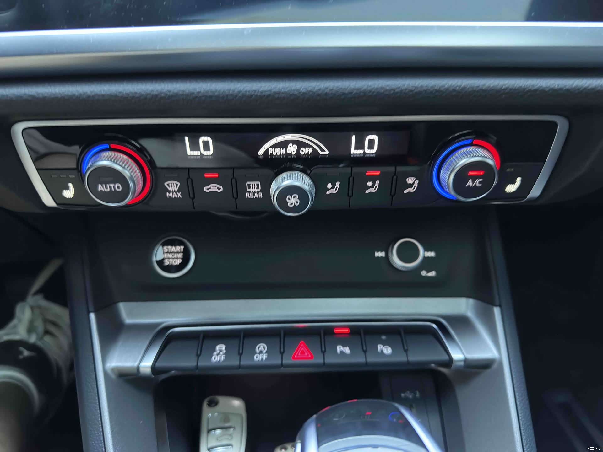 Audi Q3, 2022 14