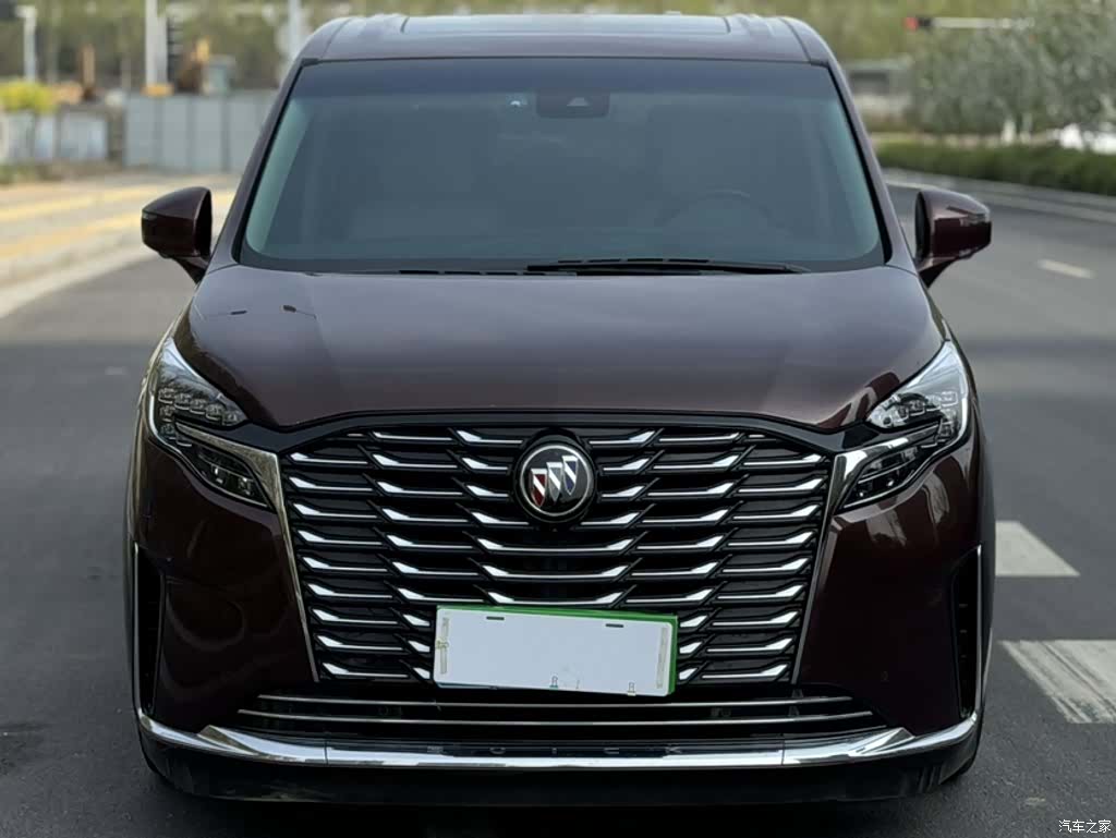 Buick GL8, 2023 10