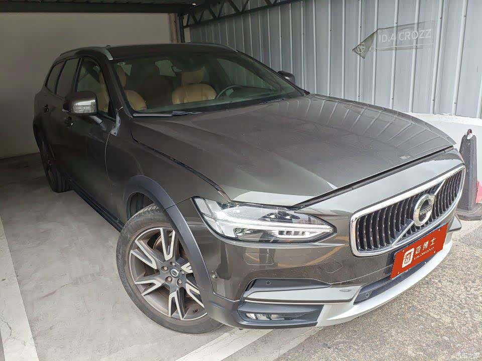 Volvo V90, 2019 3