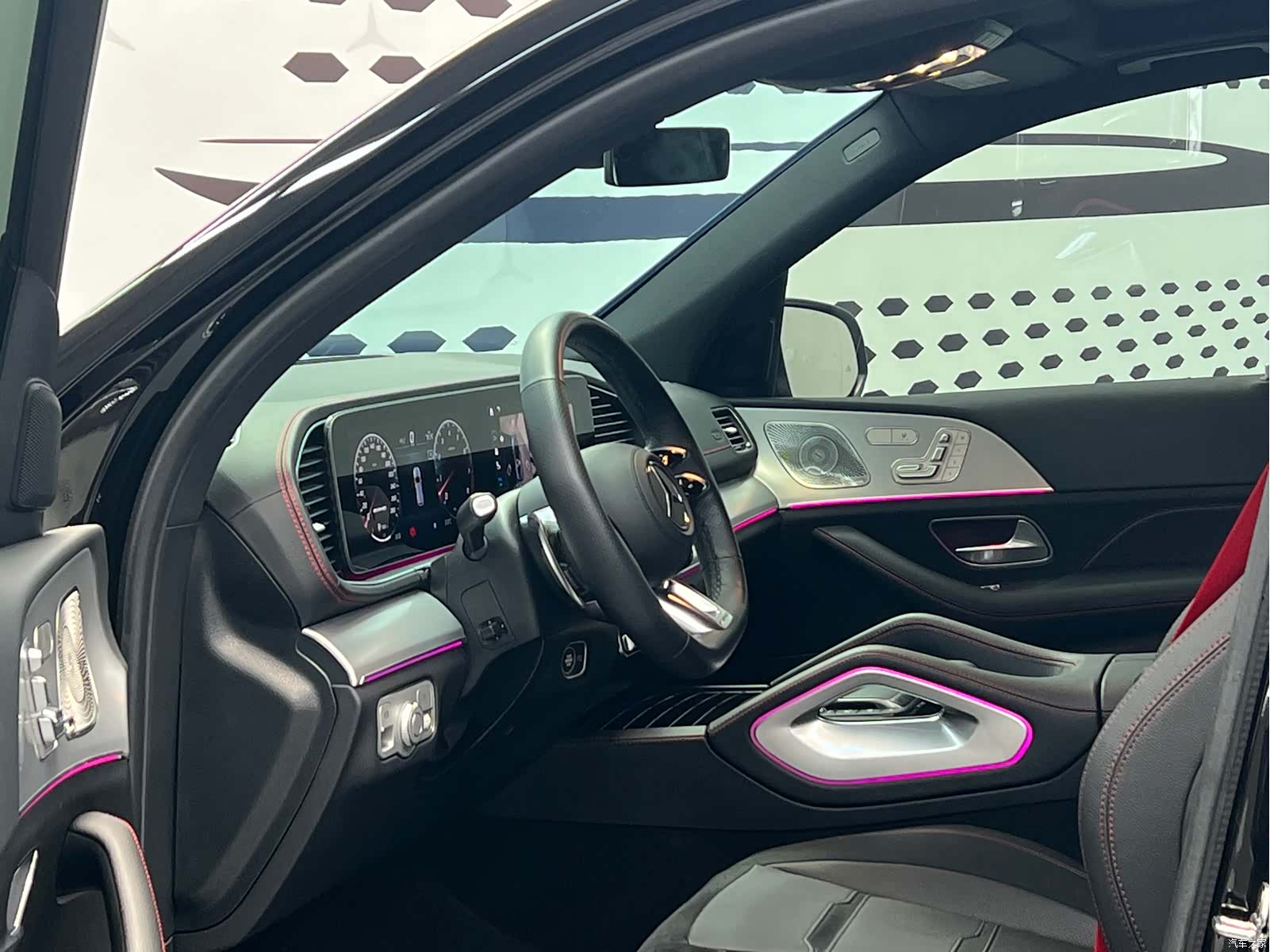 Mercedes-Benz GLE, 2025 9