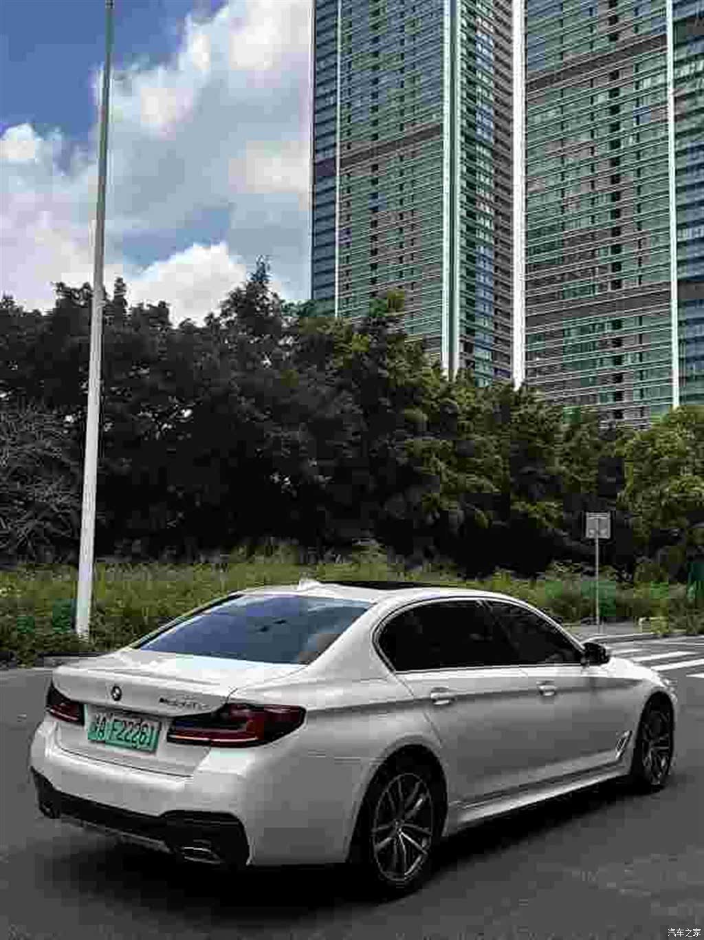 BMW 5 Series, 2021 3