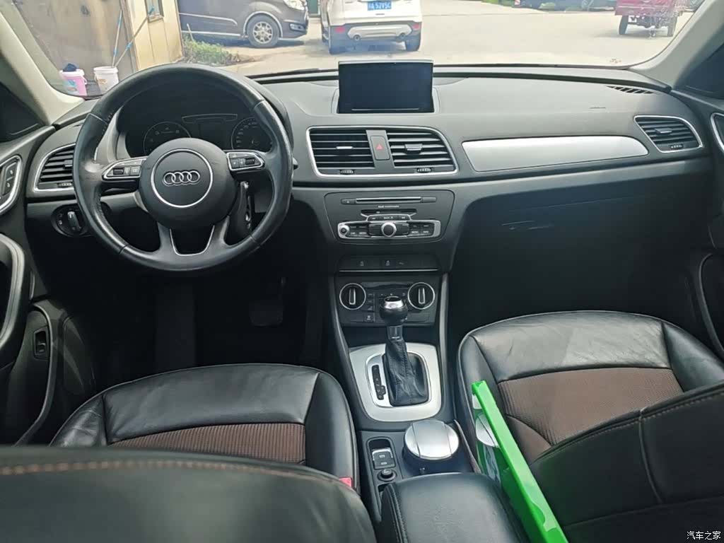 Audi Q3, 2016 10