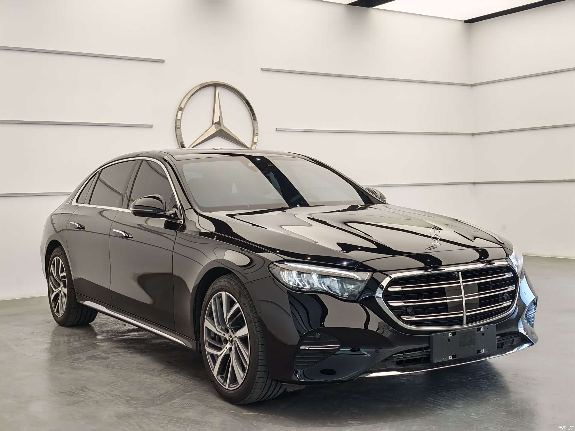 Mercedes-Benz E-Class, 2024 2