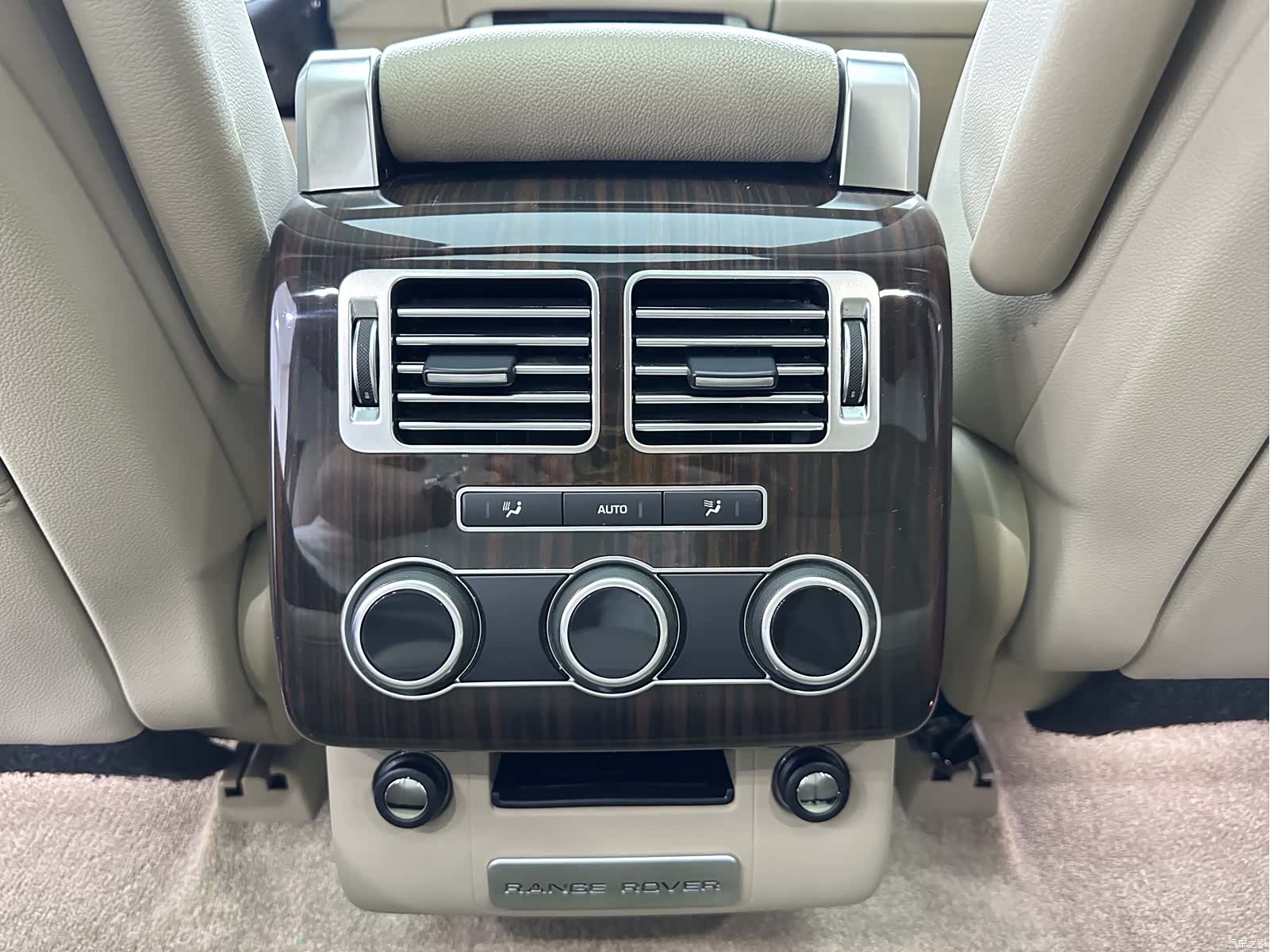 Land Rover Range Rover, 2016 15