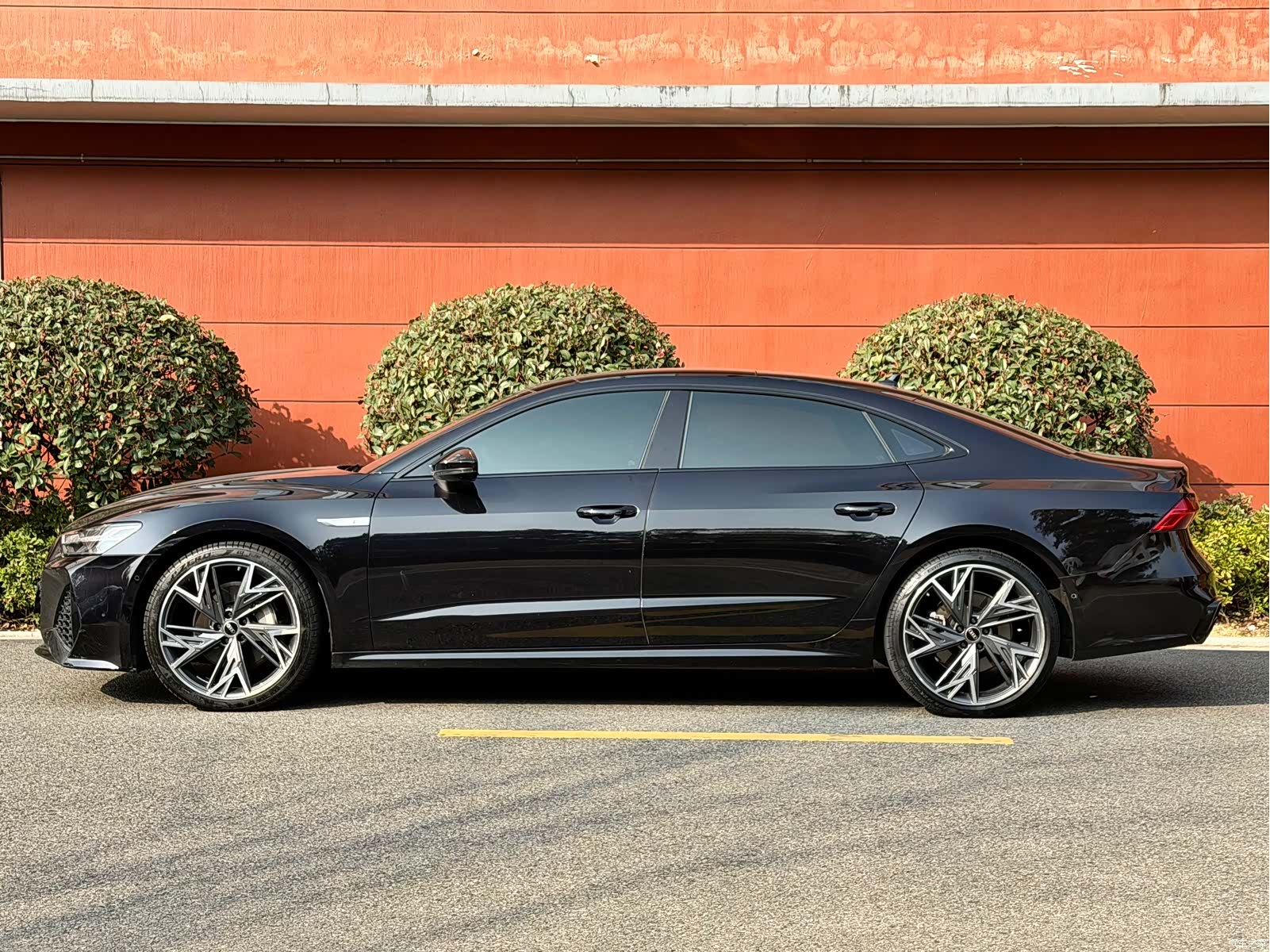 Audi A7L, 2024 13