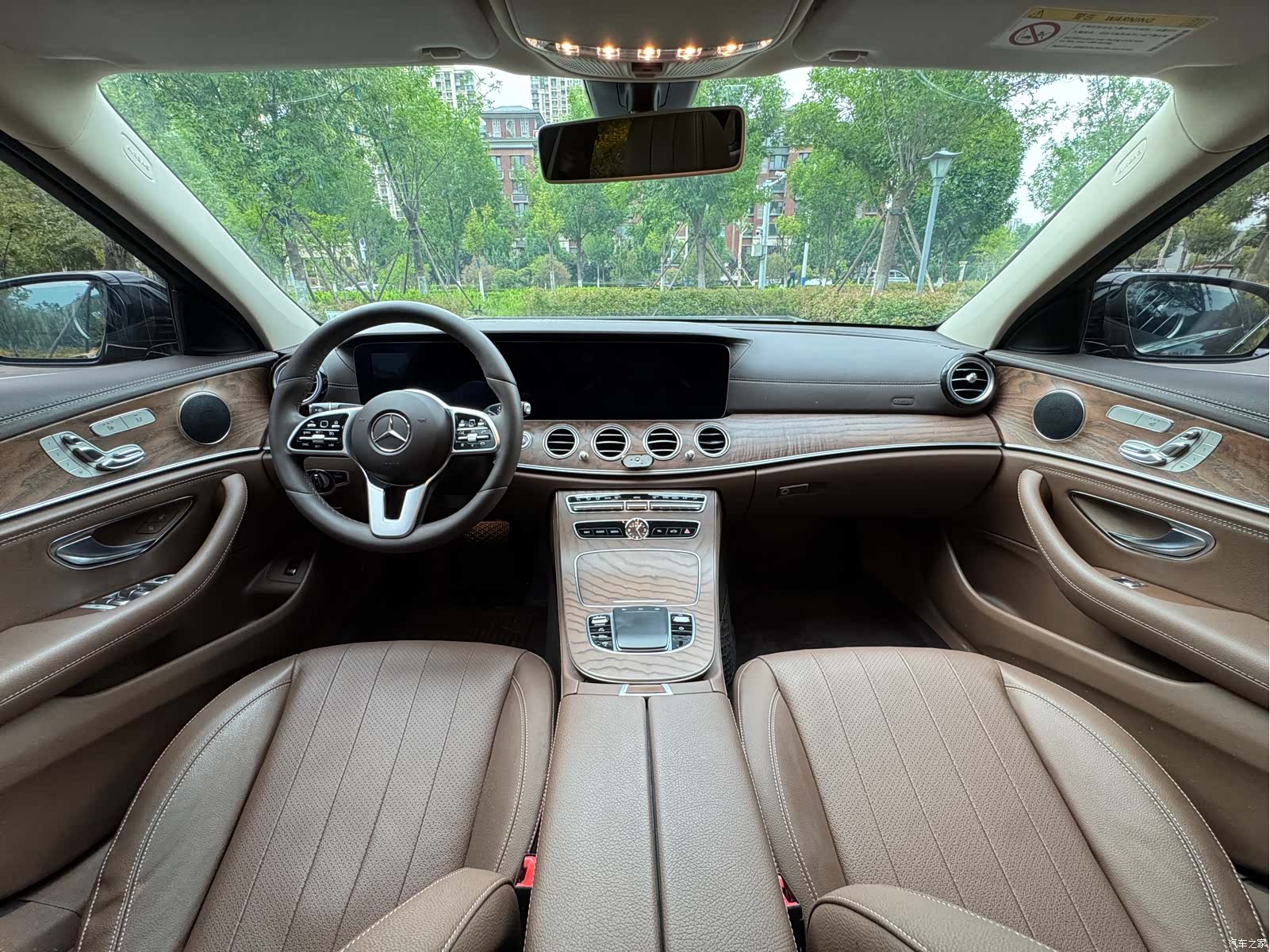 Mercedes-Benz E-Class, 2019 8