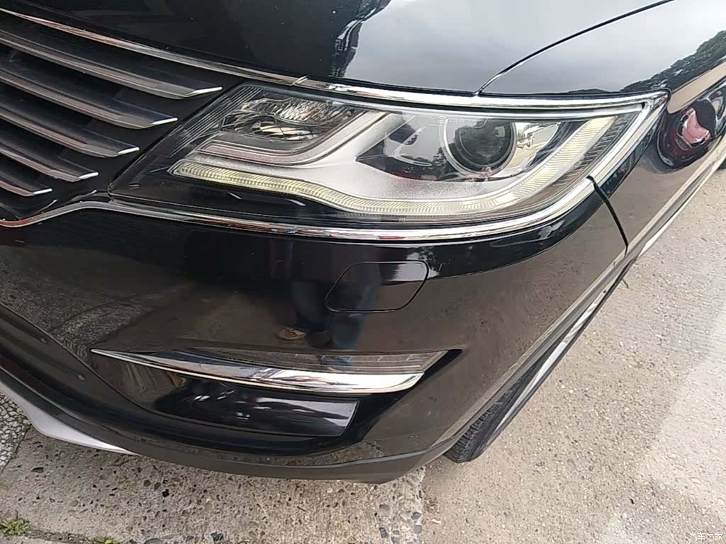 Lincoln MKC, 2018 18