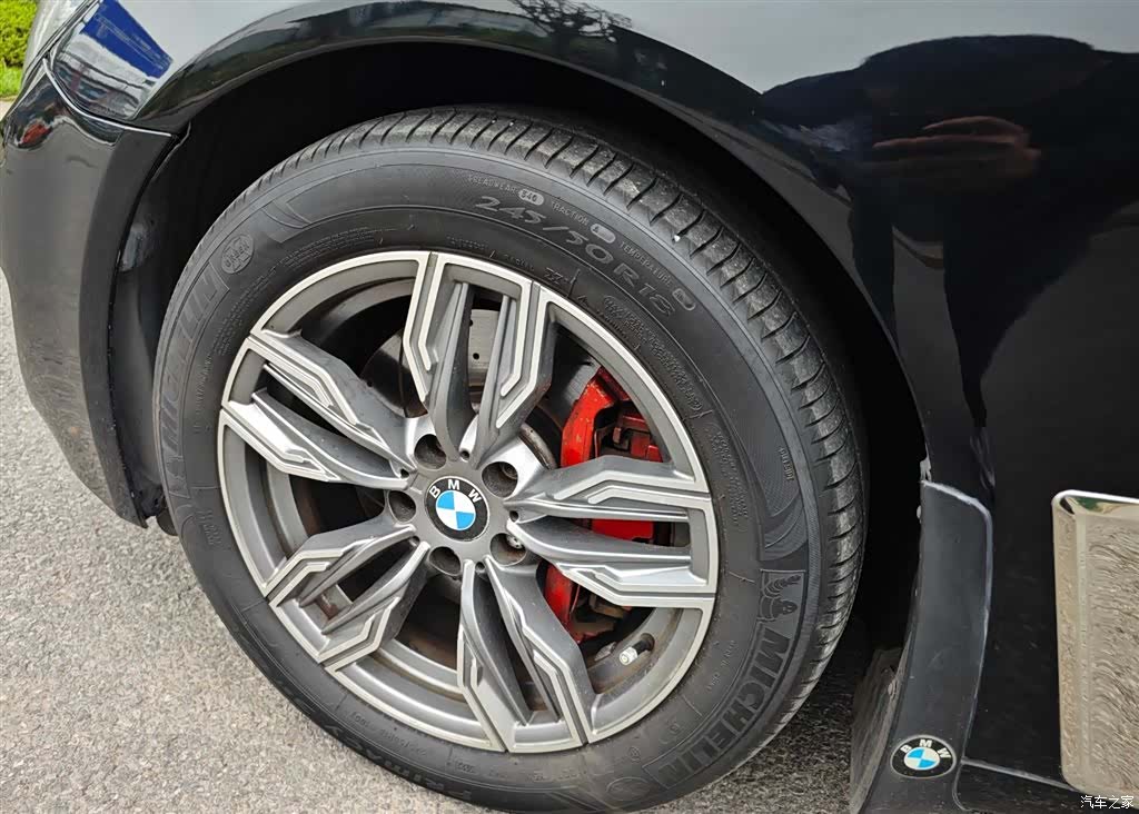BMW 7 Series, 2011 6