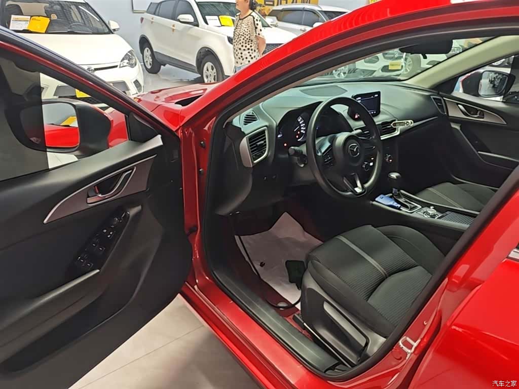 Mazda Mazda3, 2020 16