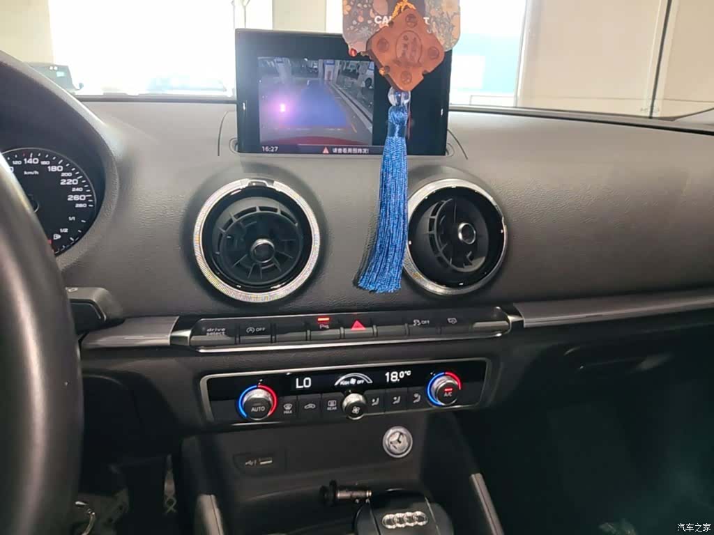 Audi A3, 2018 13