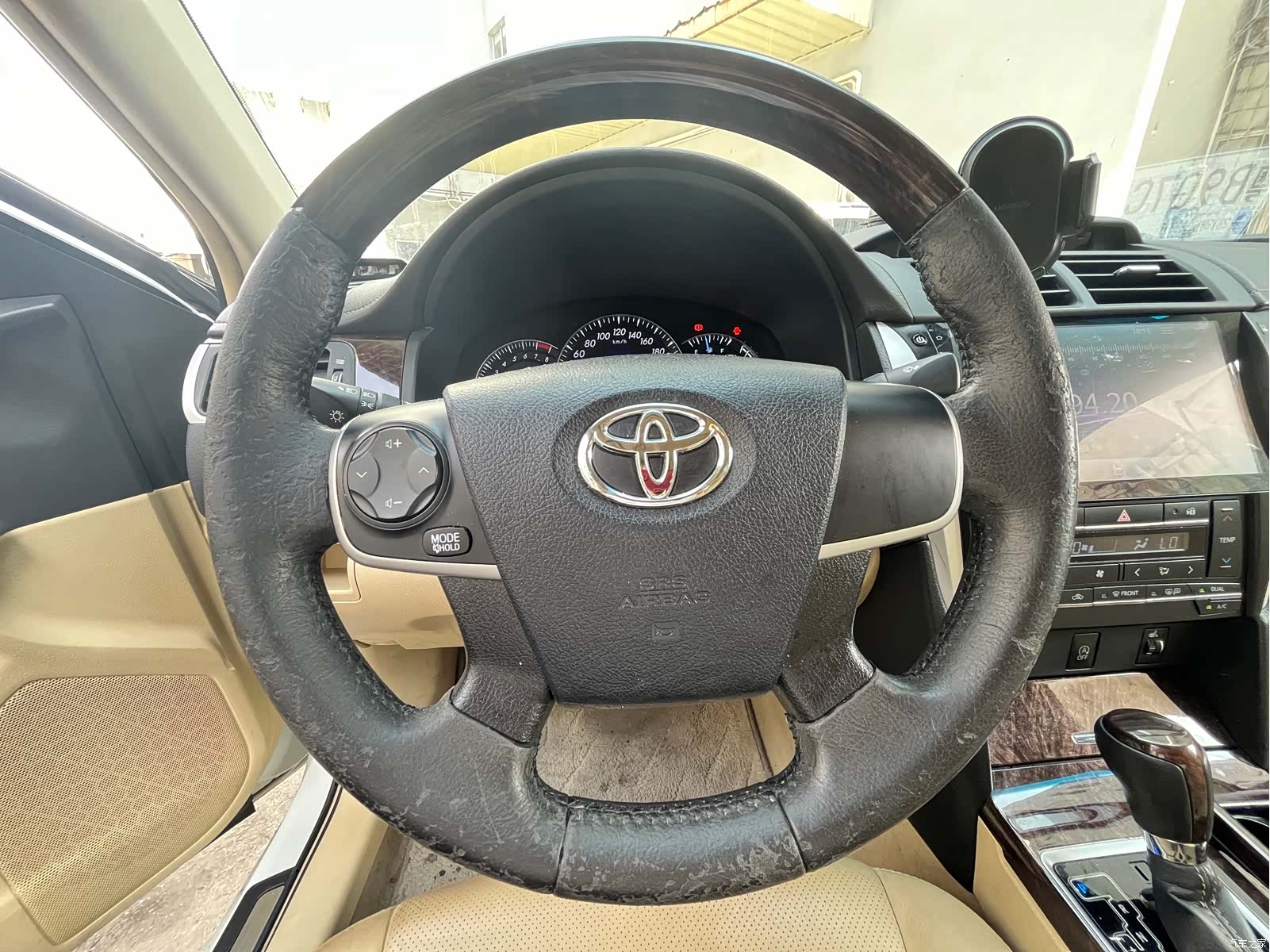 Toyota Camry, 2017 11