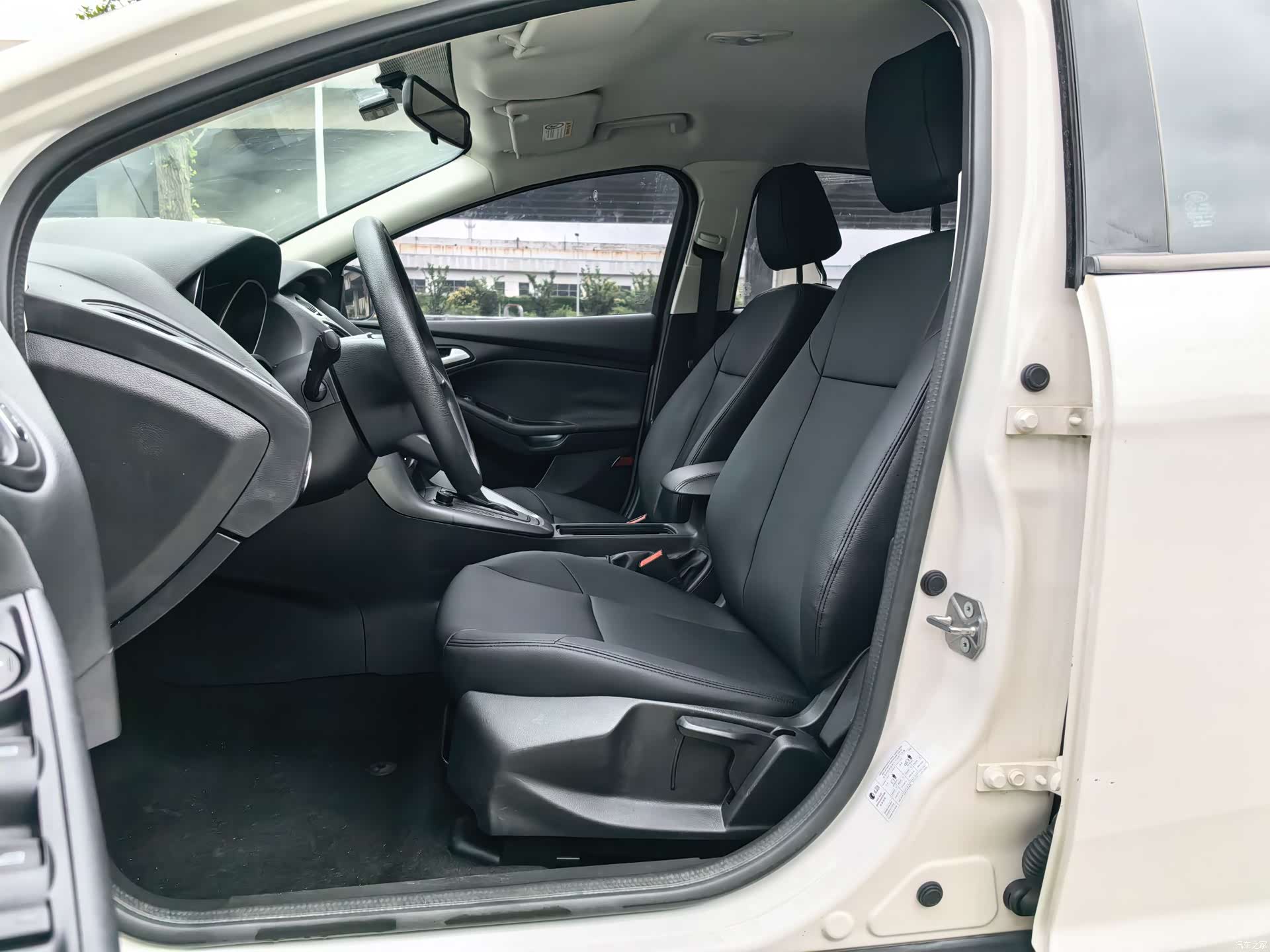 Ford Focus, 2016 18
