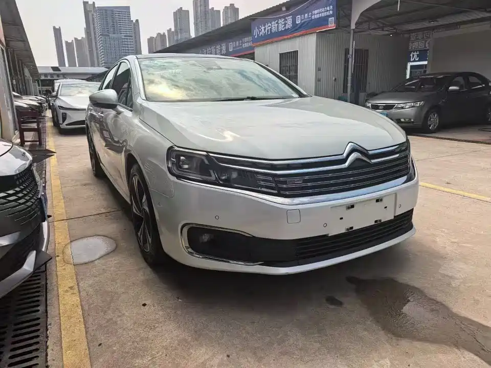 Citroen C6