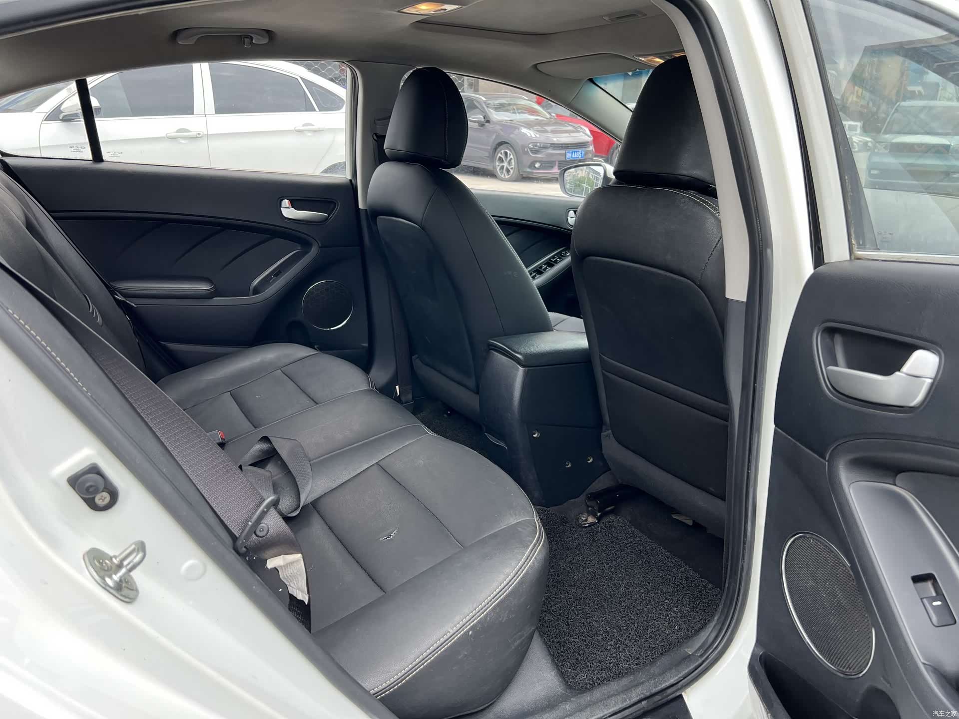 Kia K3, 2016 12