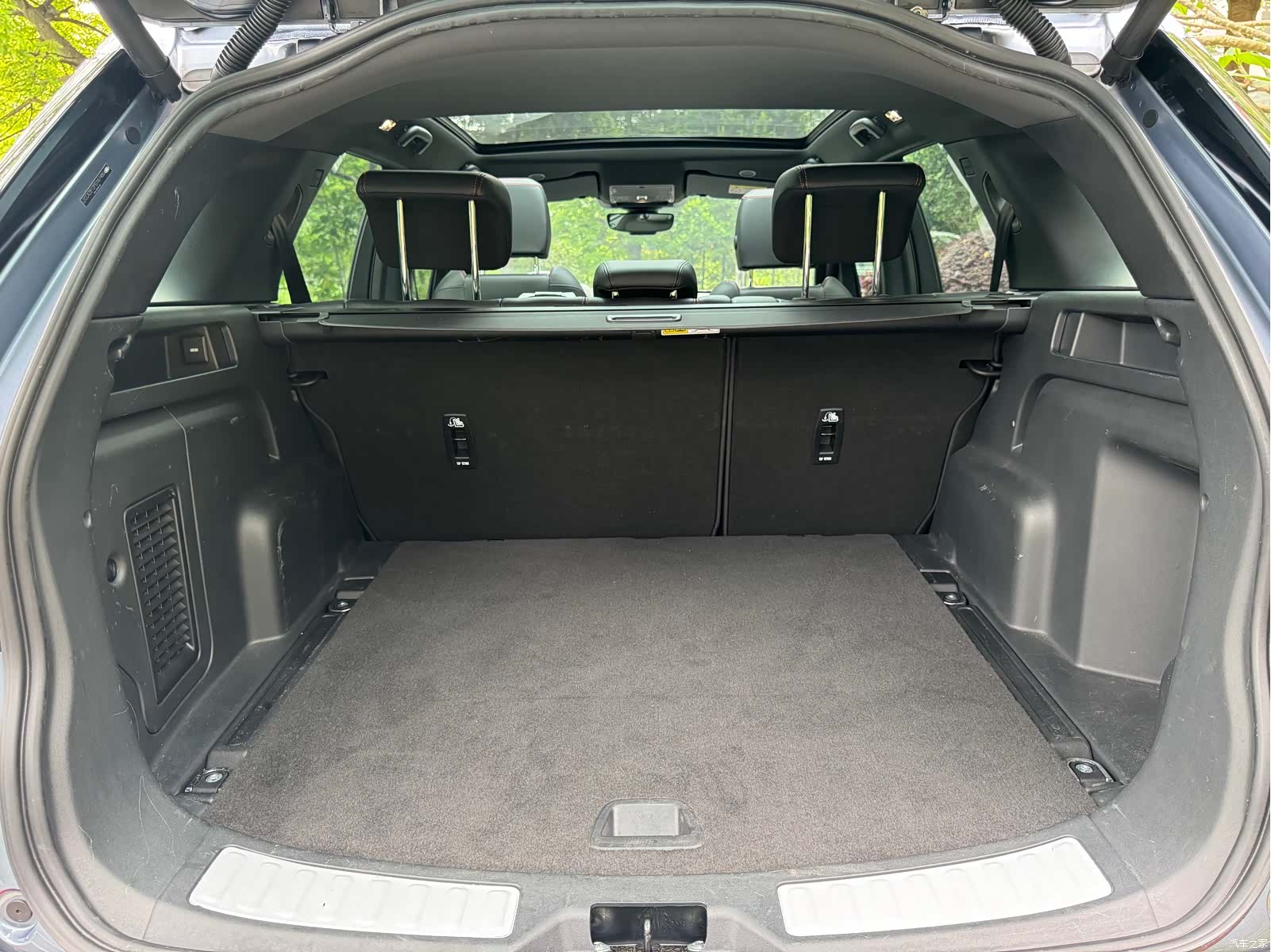 Land Rover Discovery, 2023 19
