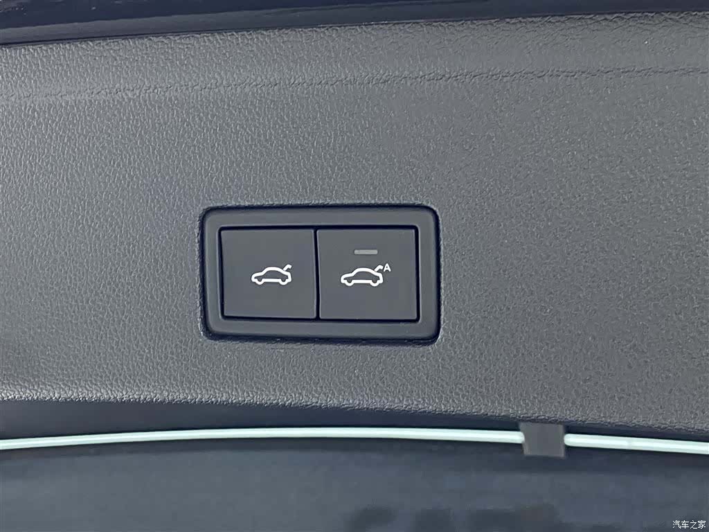 Volkswagen Touareg, 2022 32