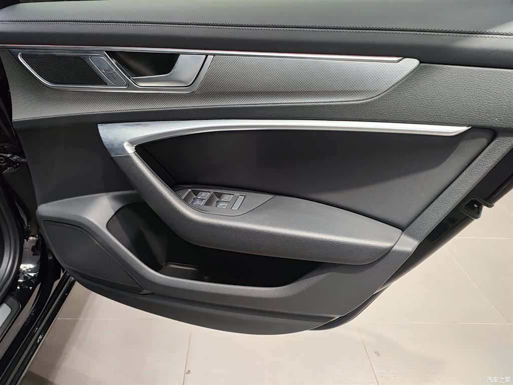 Audi A6L, 2023 15