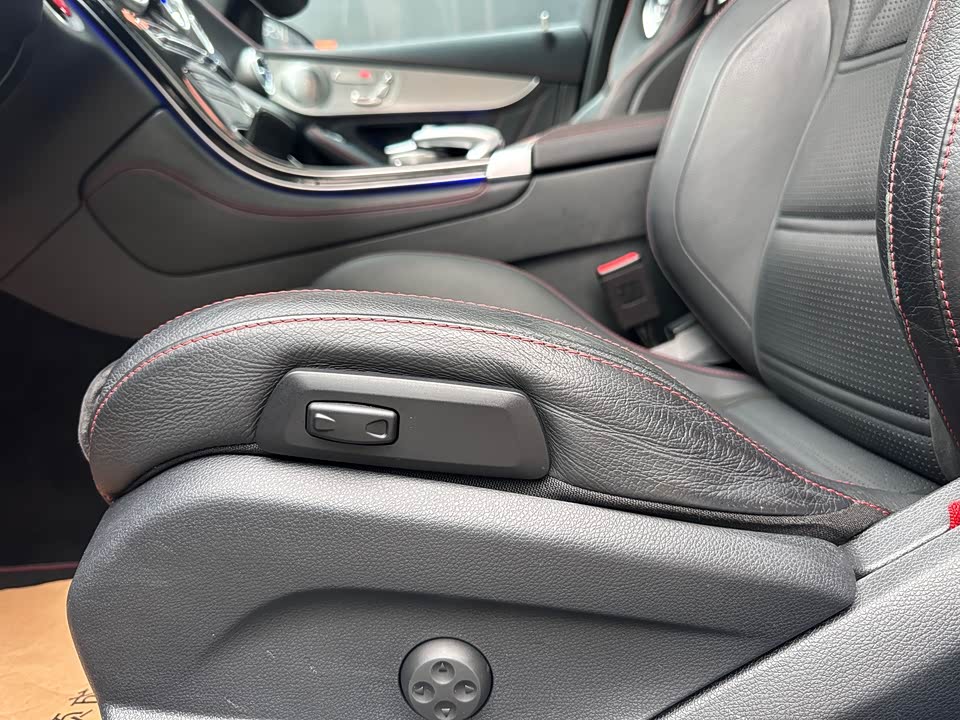 Mercedes-Benz GLC AMG