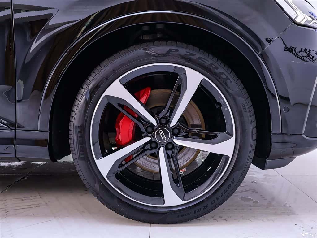 Audi Q7, 2022 6
