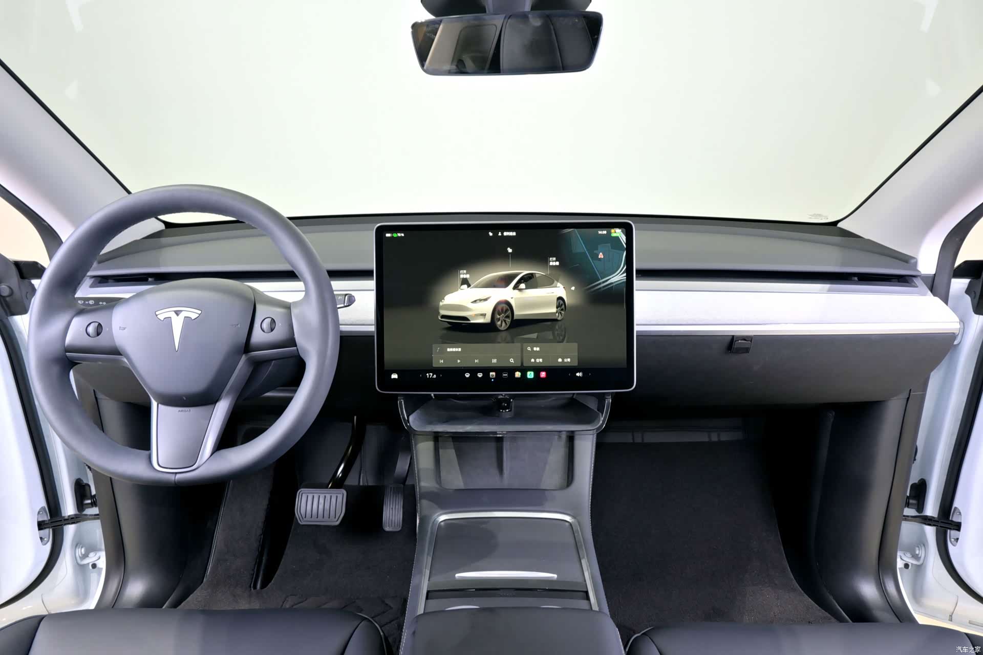Tesla Model Y, 2024 6