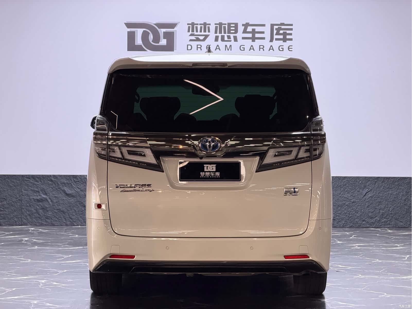 Toyota Vellfire, 2020 4
