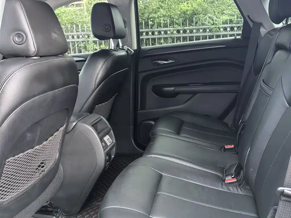 Cadillac SRX