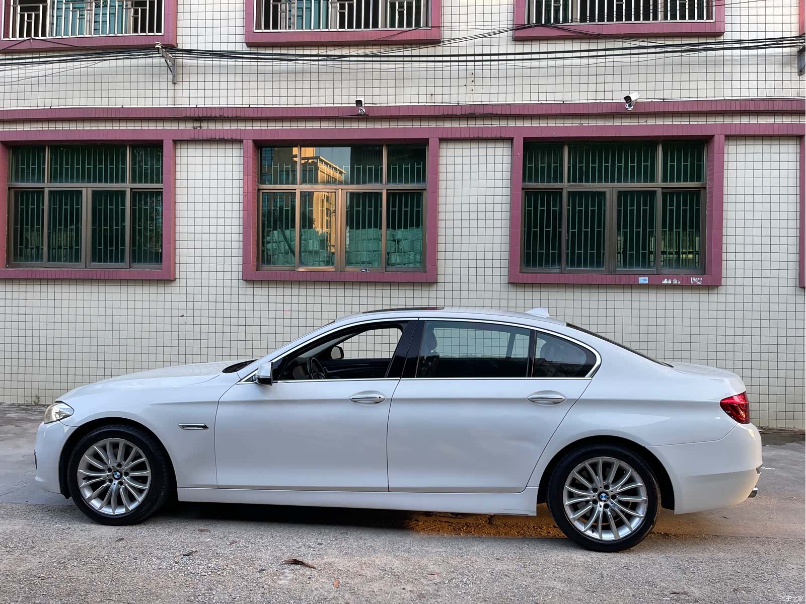 BMW 5 Series, 2015 16