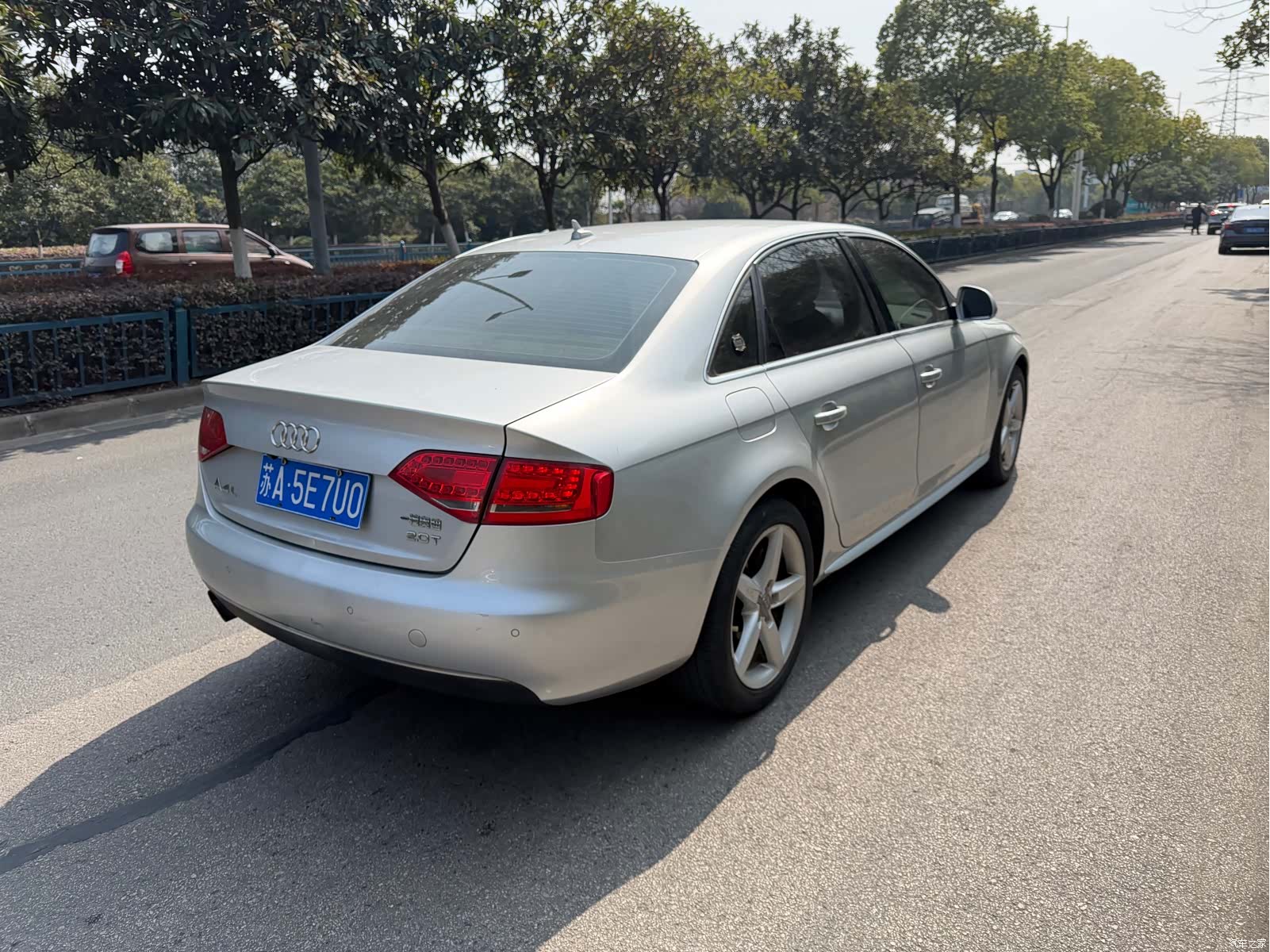 Audi A4L, 2012 все фото