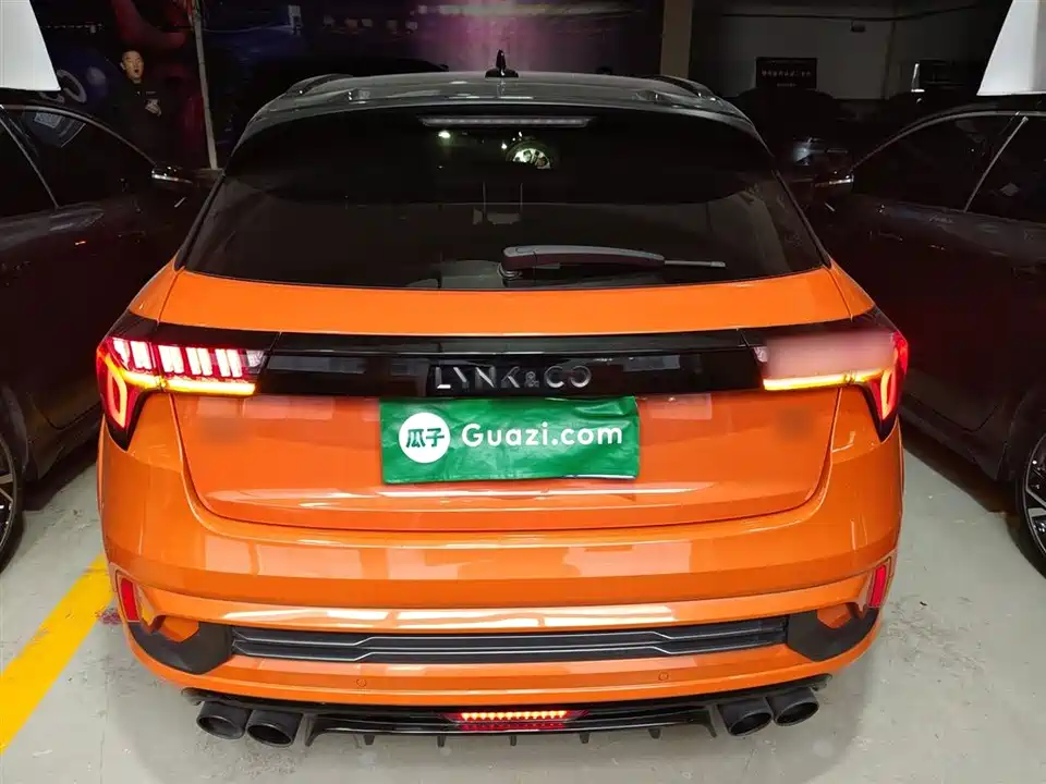 Lynk & Co 02 Hatchback