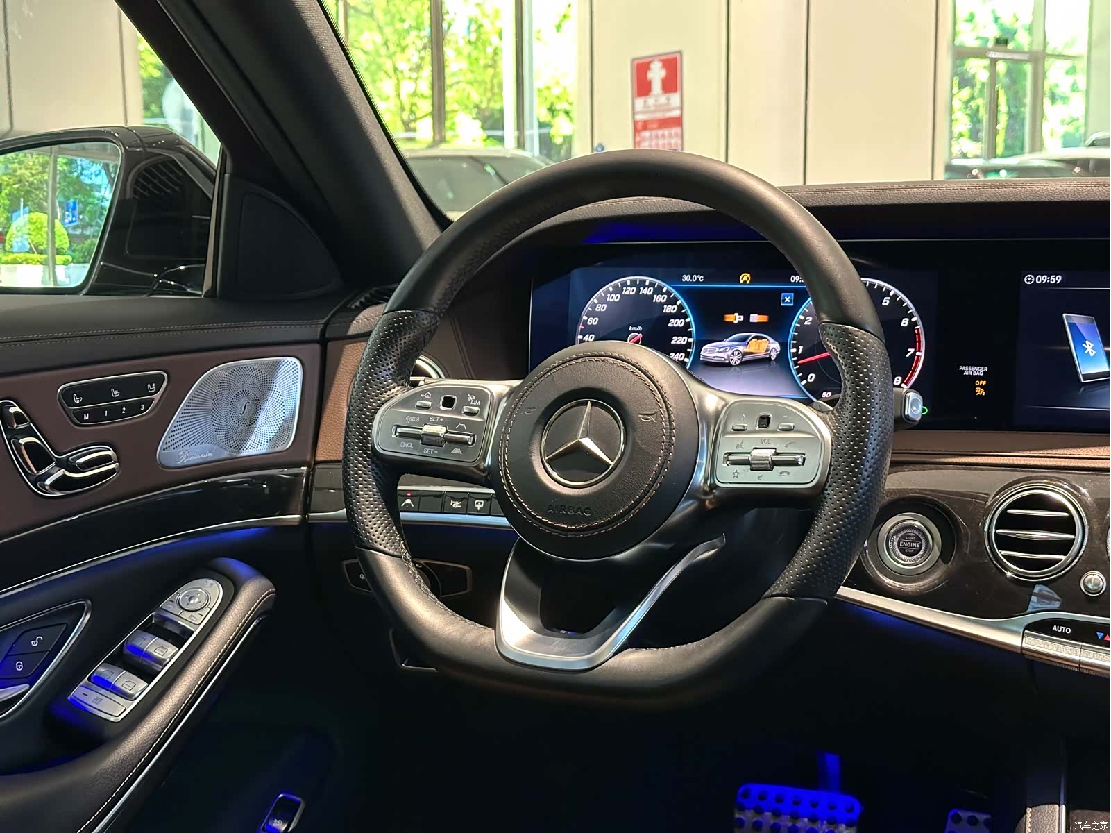 Mercedes-Benz S-Class, 2019 9