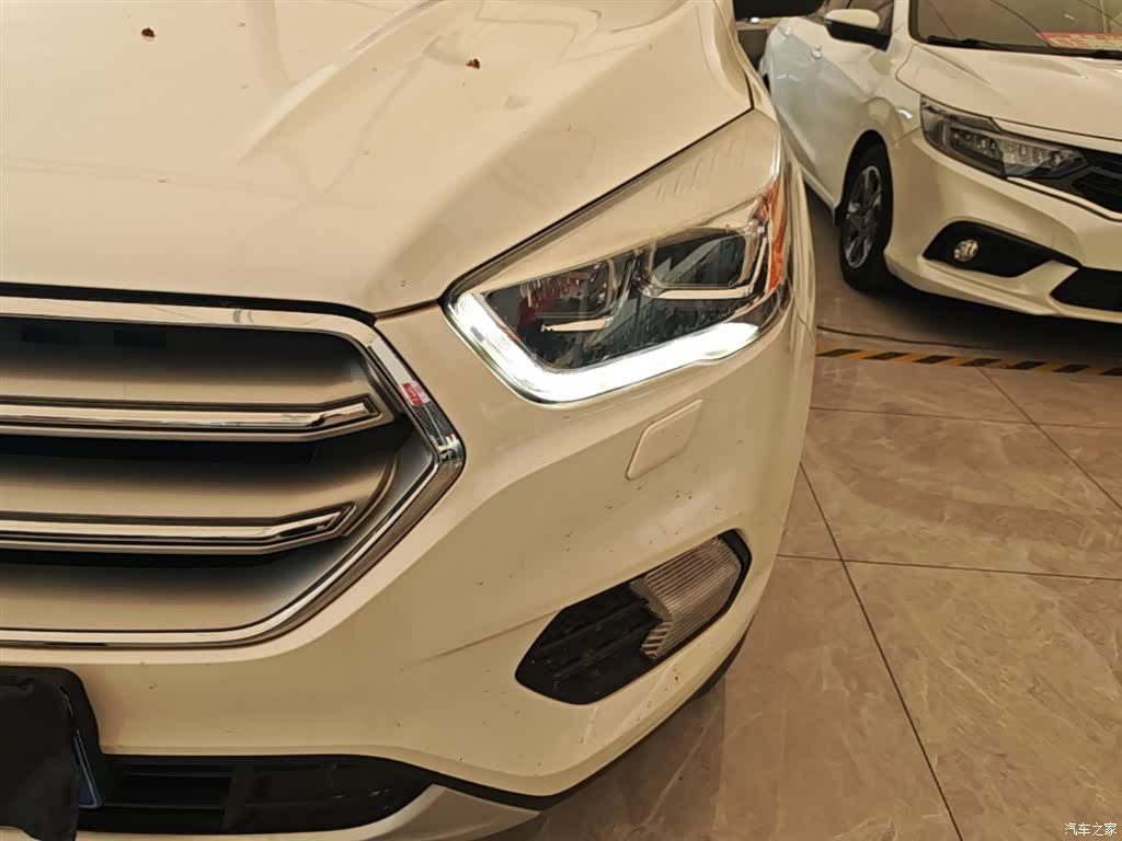 Ford Kuga, 2017 23