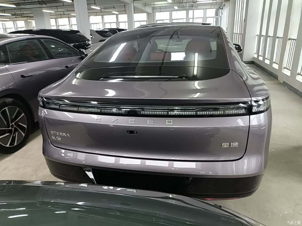 Exeed ES, 2025 6
