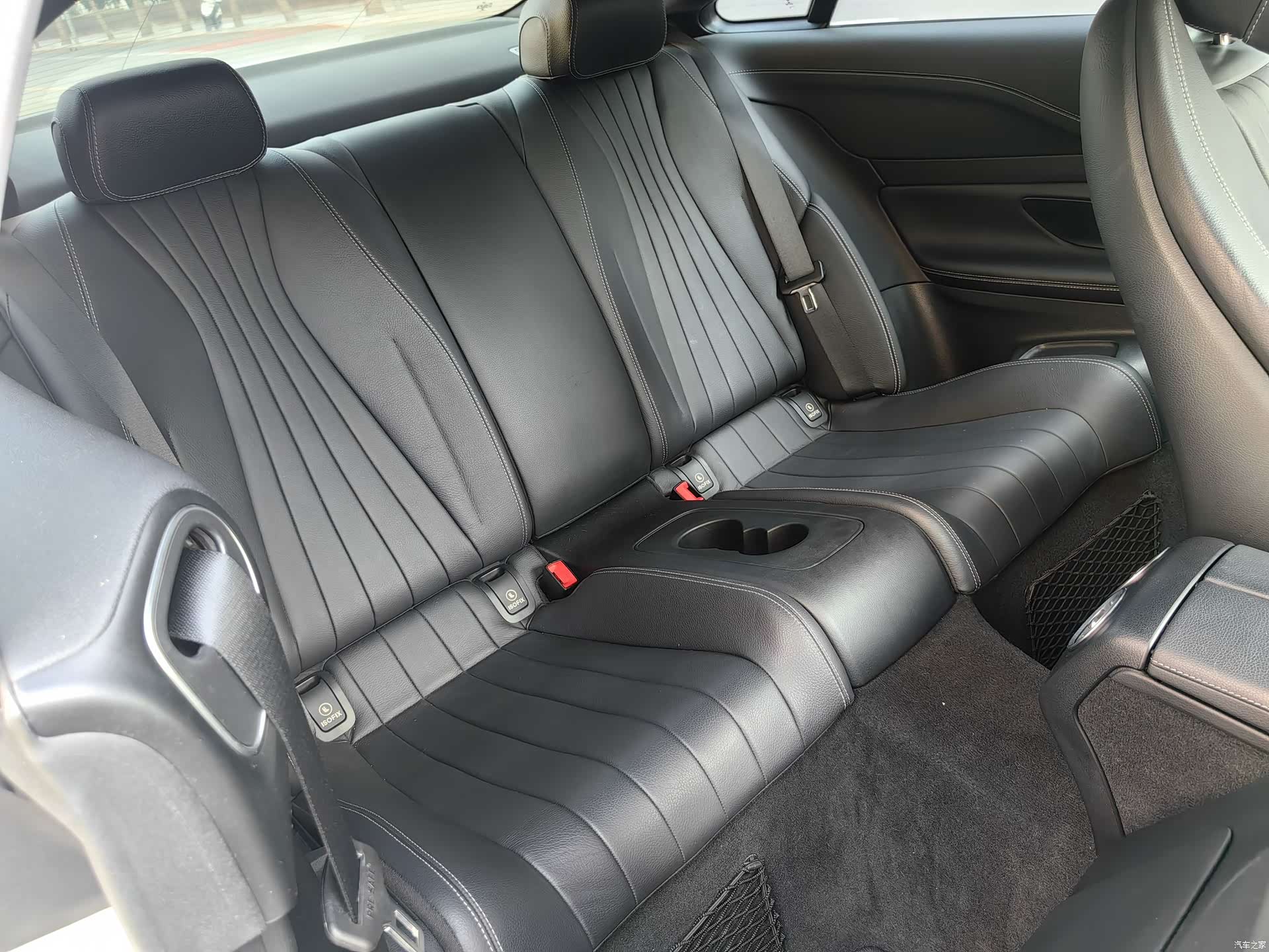 Mercedes-Benz E-Class, 2019 9