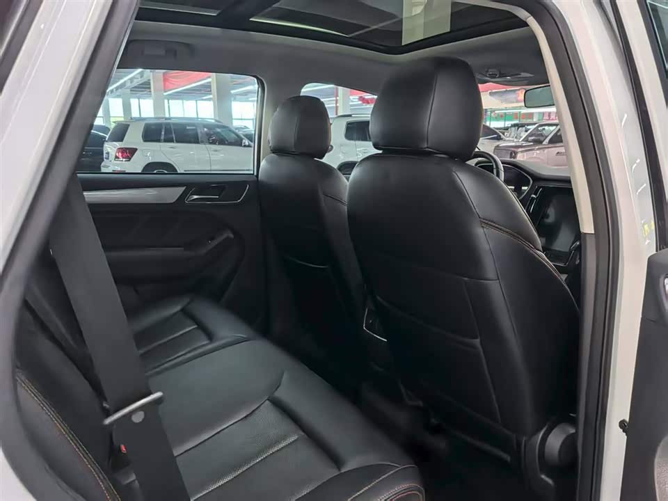 Roewe RX5 Roewe RX5