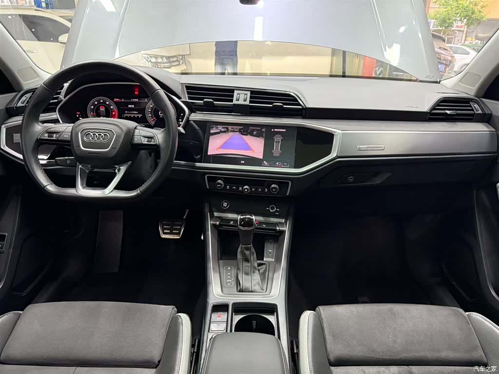Audi Q3, 2023 20