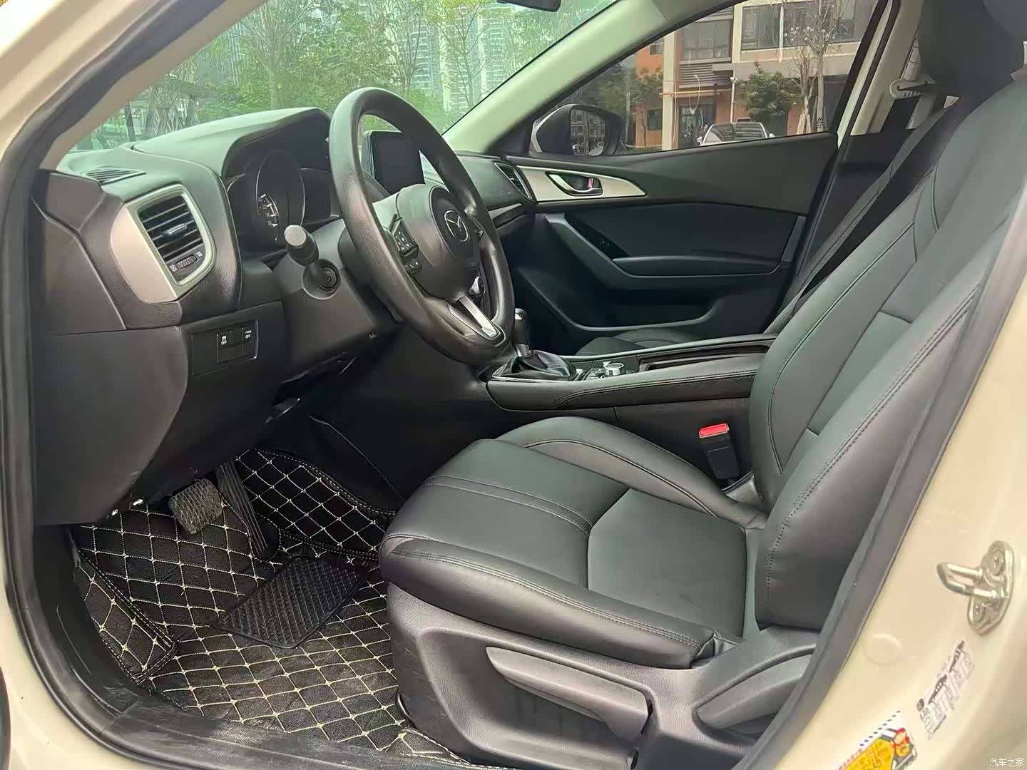 Mazda Mazda3, 2018 4