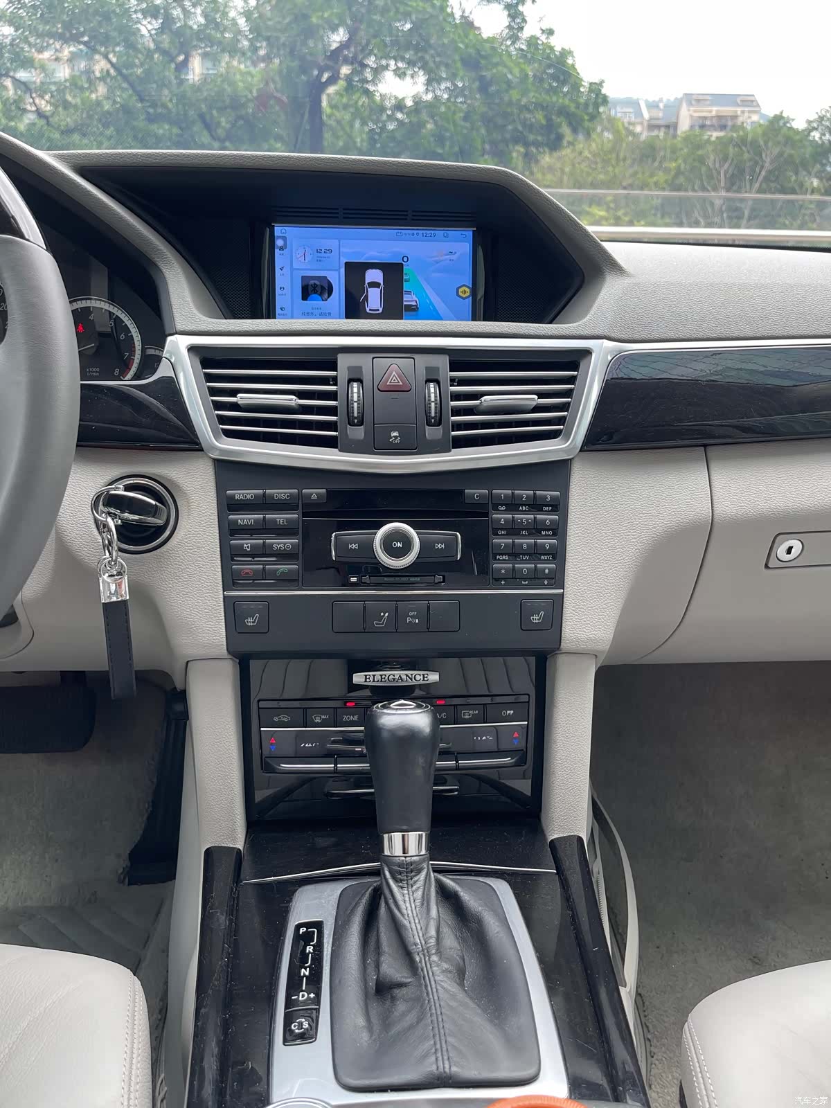 Mercedes-Benz E-Class, 2010 9