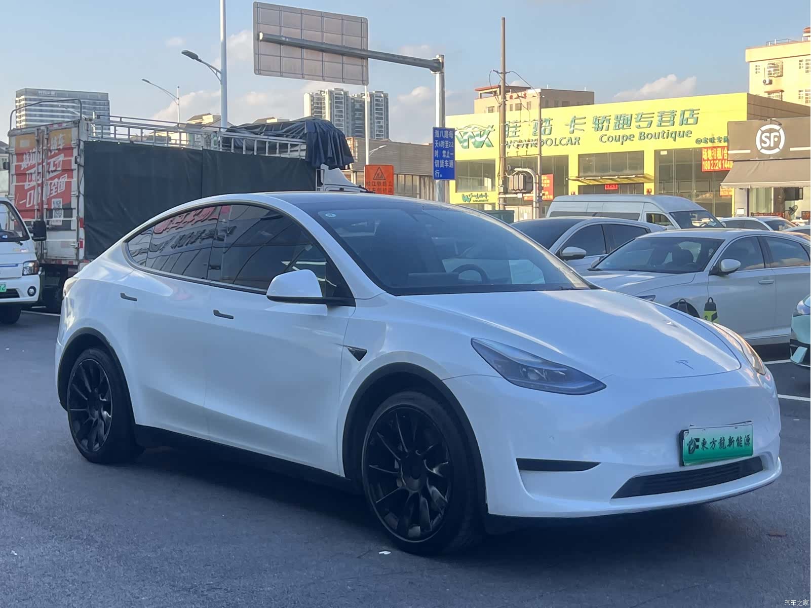 Tesla Model Y, 2023 24