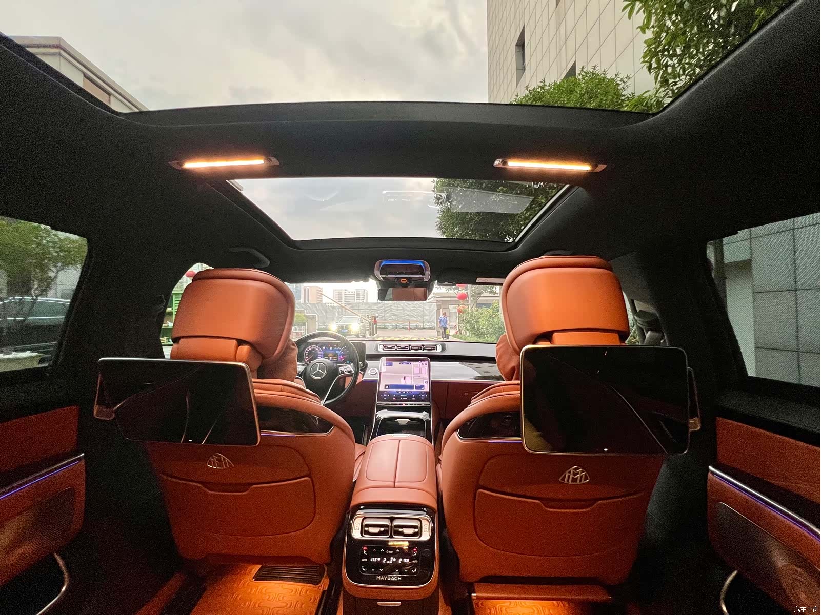 Maybach S-Class, 2021 24