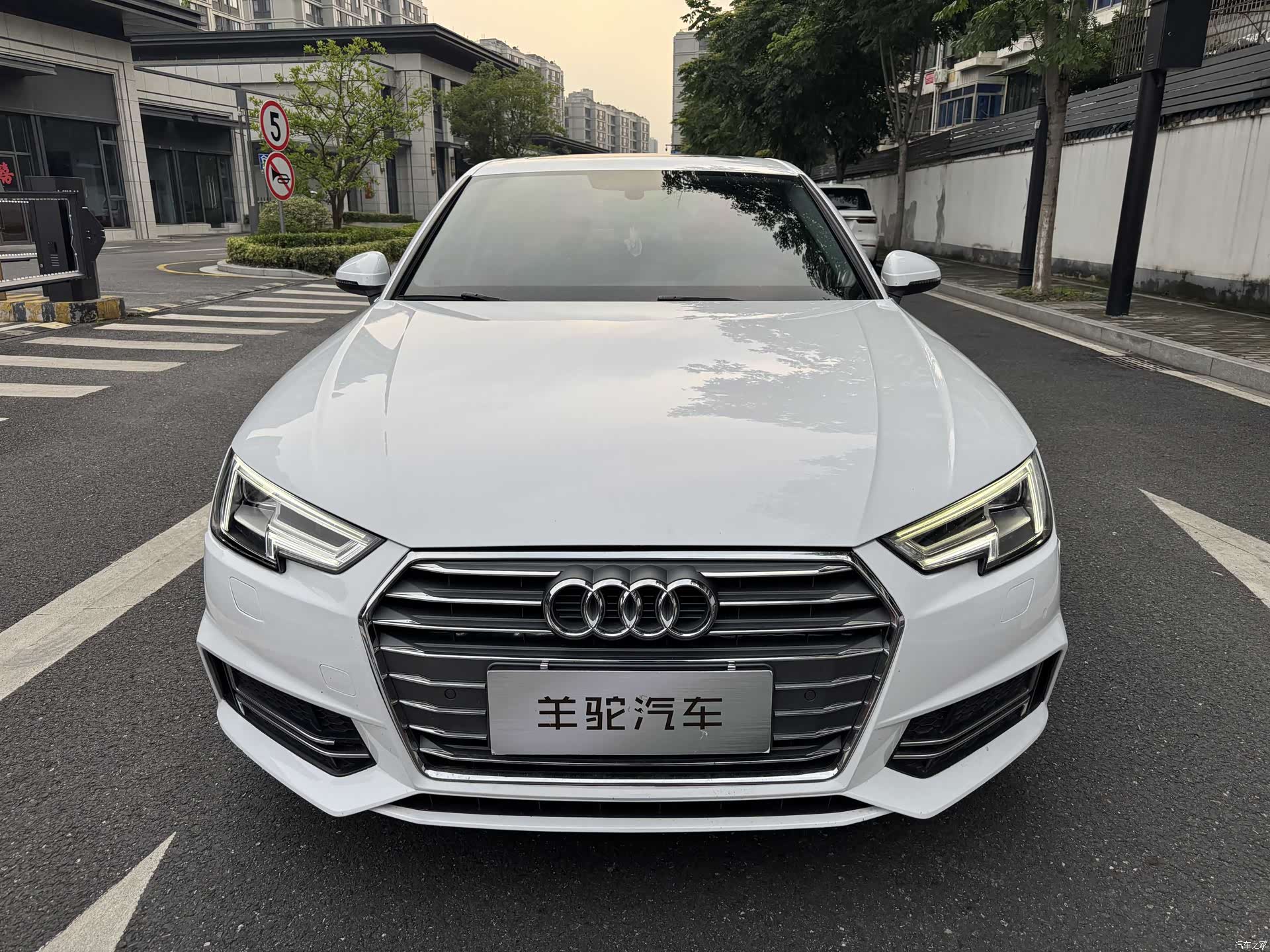 Audi A4L, 2018 15
