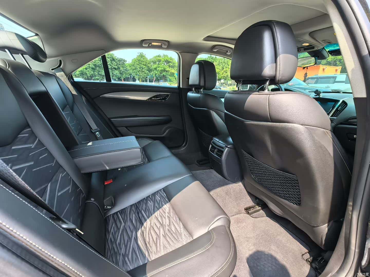 Cadillac ATS-L, 2017 8